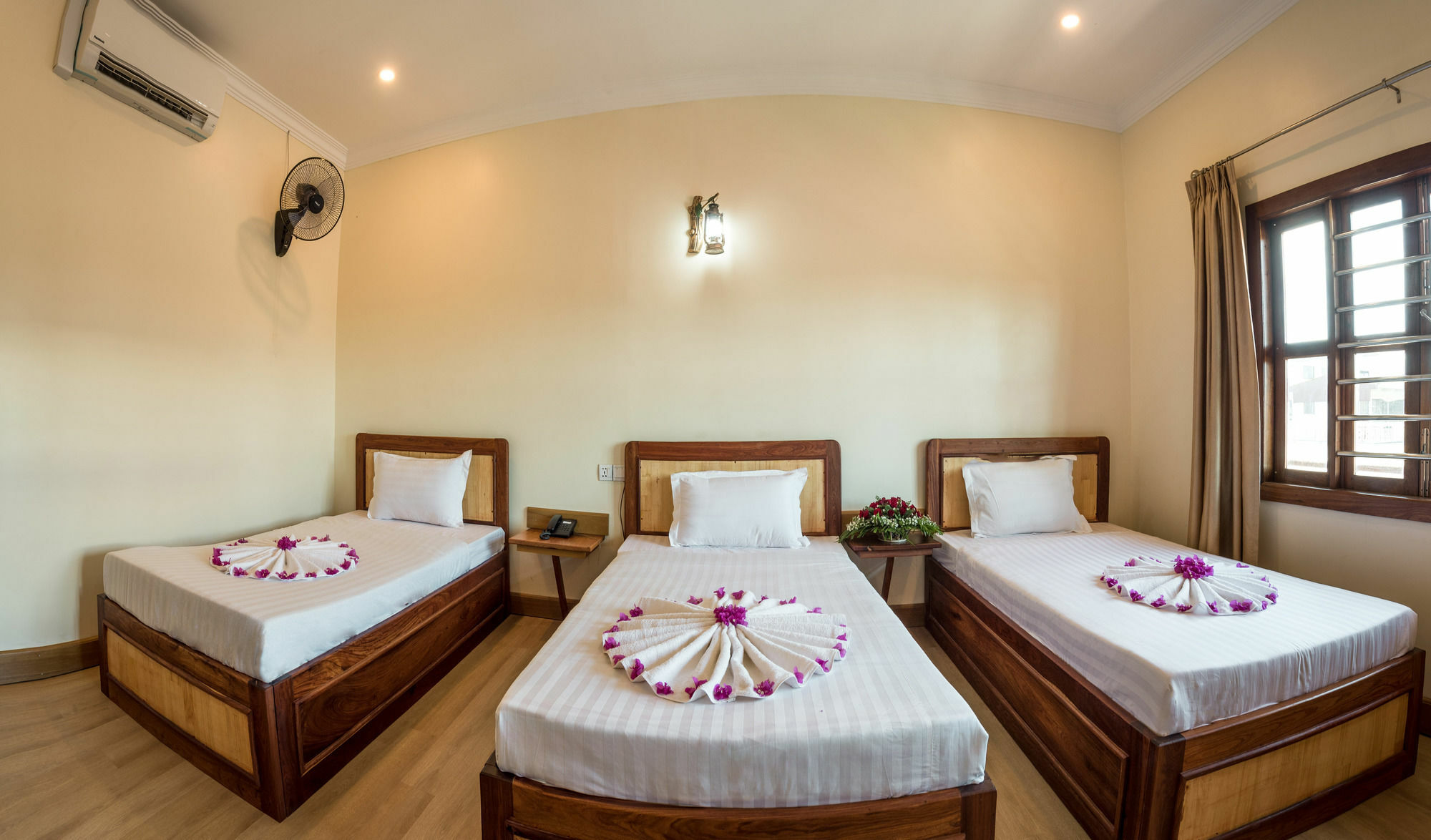 Seng Hout Hotel Battambang Exterior foto